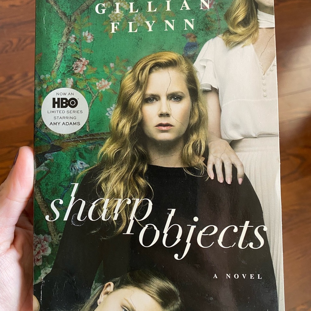 3 books for $20!! Sharp Objects by Gillian Flynn